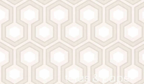 papel para paredes grand hexagon en color crema
